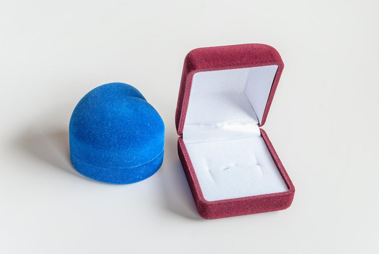 首饰收纳盒什么材质好