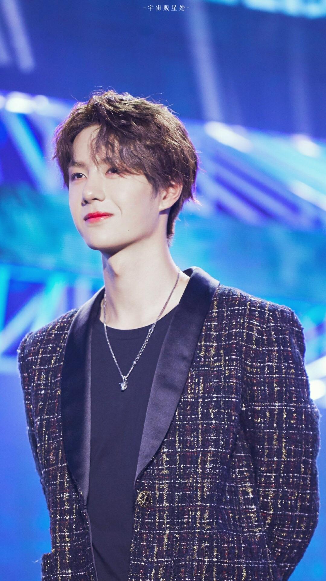 冰山上的高岭之花优质偶像王一博人物志