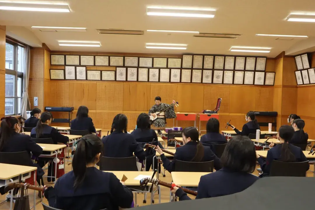 请输入图片描述 请输入图片描述