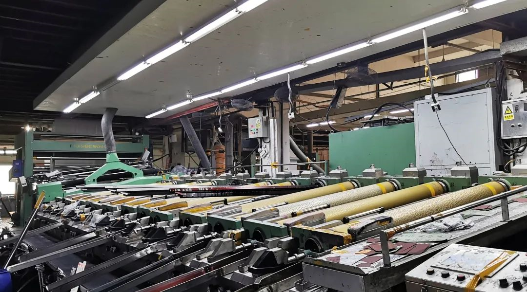 绍兴华夏印染研发牛肚布印花面料,拉平不显白