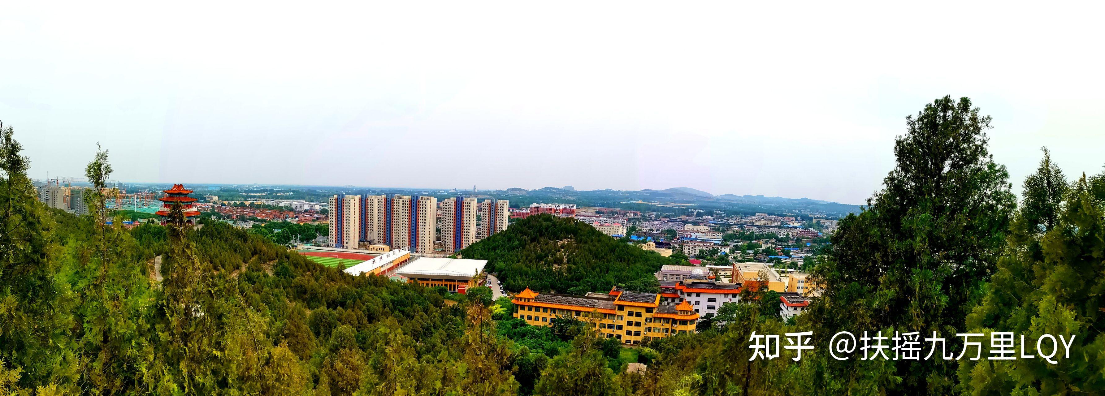 萌山俯瞰嘉祥一中环境优美的嘉祥一中嘉祥县历史文化悠久,有各级重点