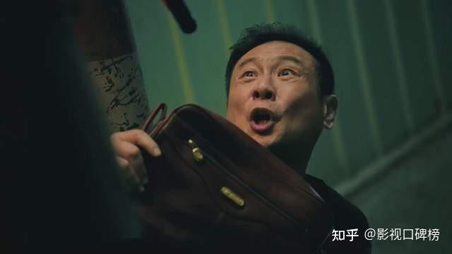 看完59岁的张世炸裂表演，我原谅了《扫毒风暴》的镜头发癫 - 知乎