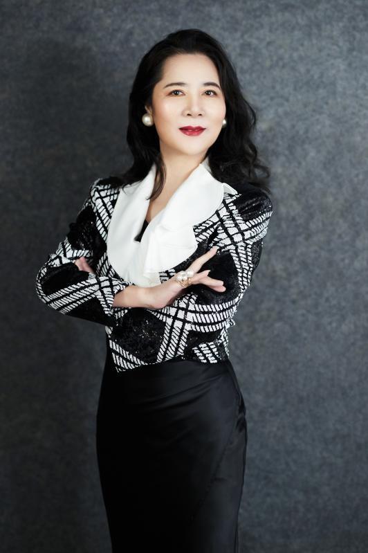诗碧曼养头皮逆转白发脱发不是梦