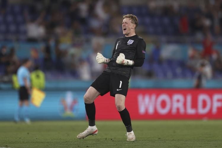 埃弗顿门将教练:皮克福德该为自己感到骄傲,我们不惊讶他的表现