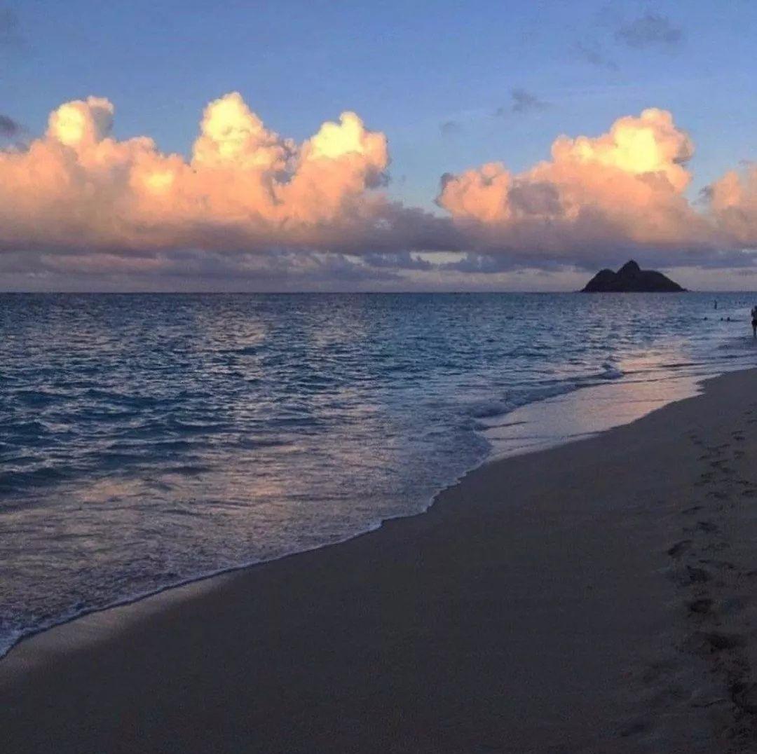 你用过哪些有趣或有意义的微信朋友圈背景图