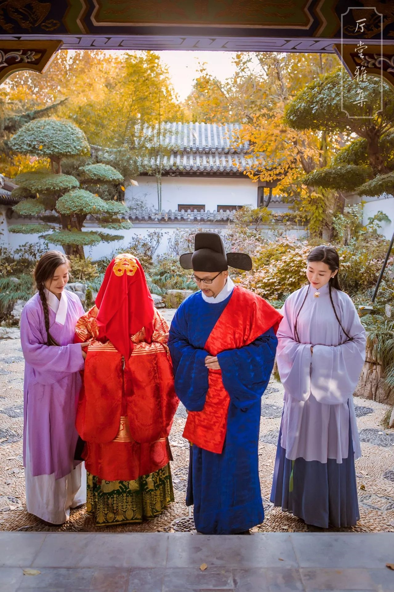 为什么日本和服婚礼给人很精致庄严的感觉但是最近几年重新开始流行的