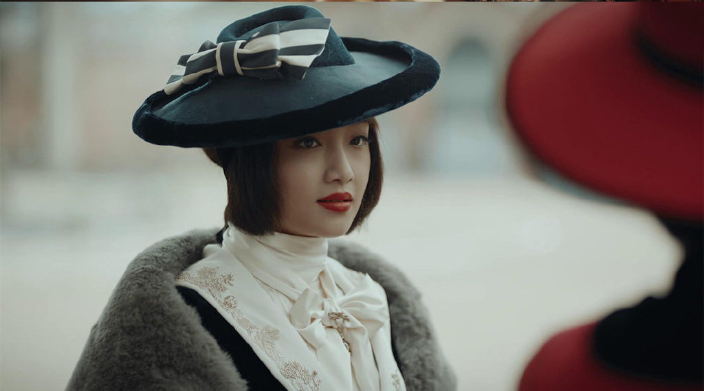 吴佳怡烈火军校中的曲曼婷原来这么能穿