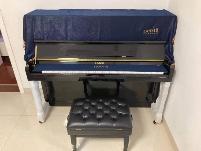 蓝玺钢琴发布2代新品又是国货高光时刻