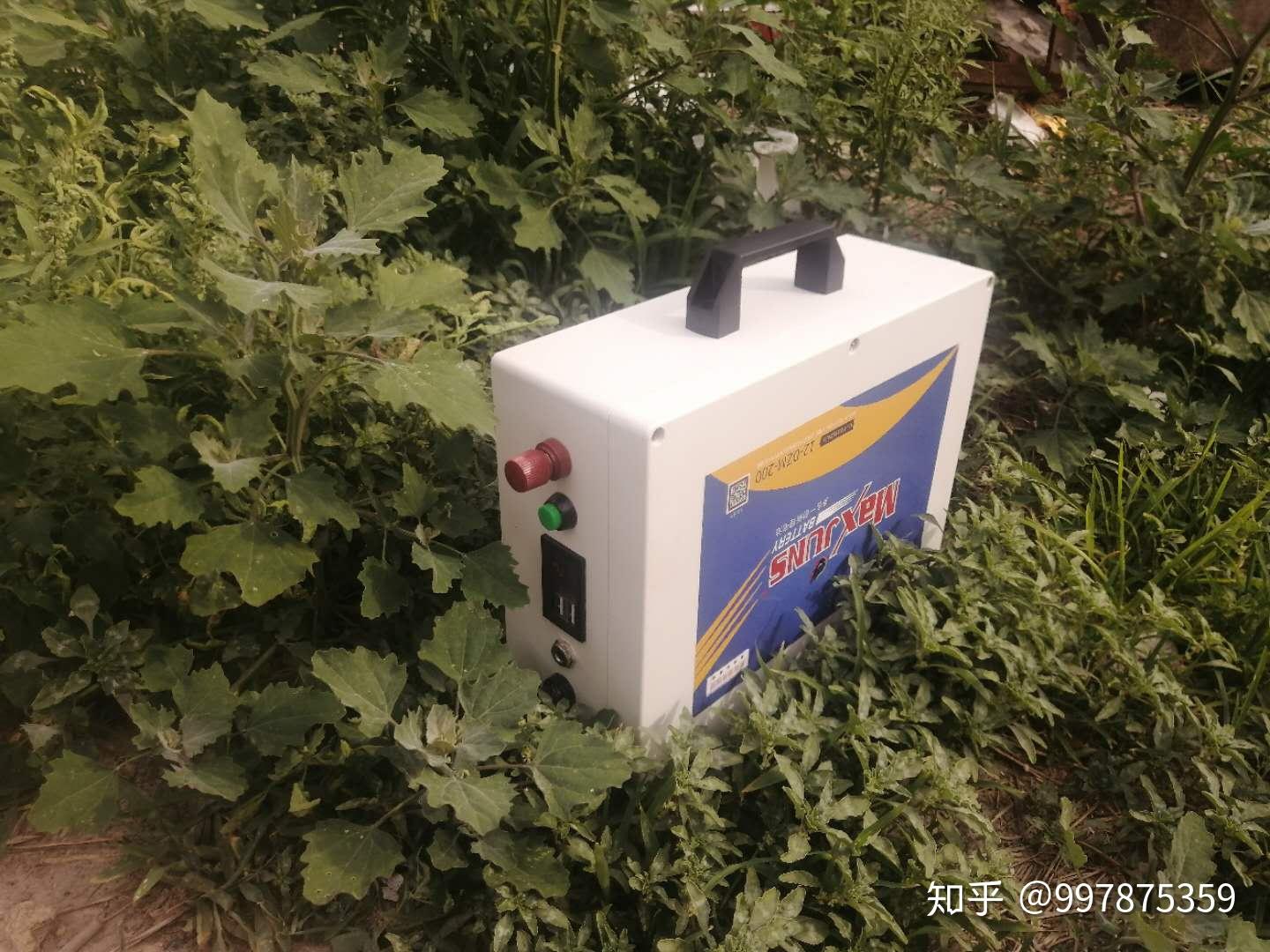 地龙仪蚯蚓捕捉机只能用12v的锂电池吗用96v的会怎样