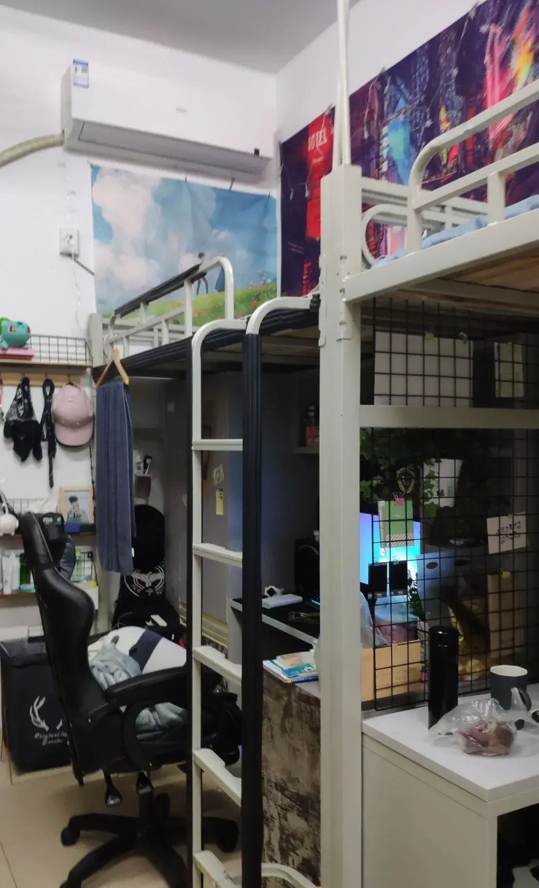 ⑤相思湖的宿舍条件最好,上床下桌一个宿舍6人(也有8人,集中在男生b栋