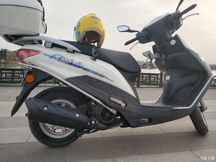 终提口水车,白色高配铃木uu125t-2 - 知乎