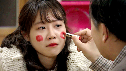 孔孝真 ,不是女团但很喜欢这gif.