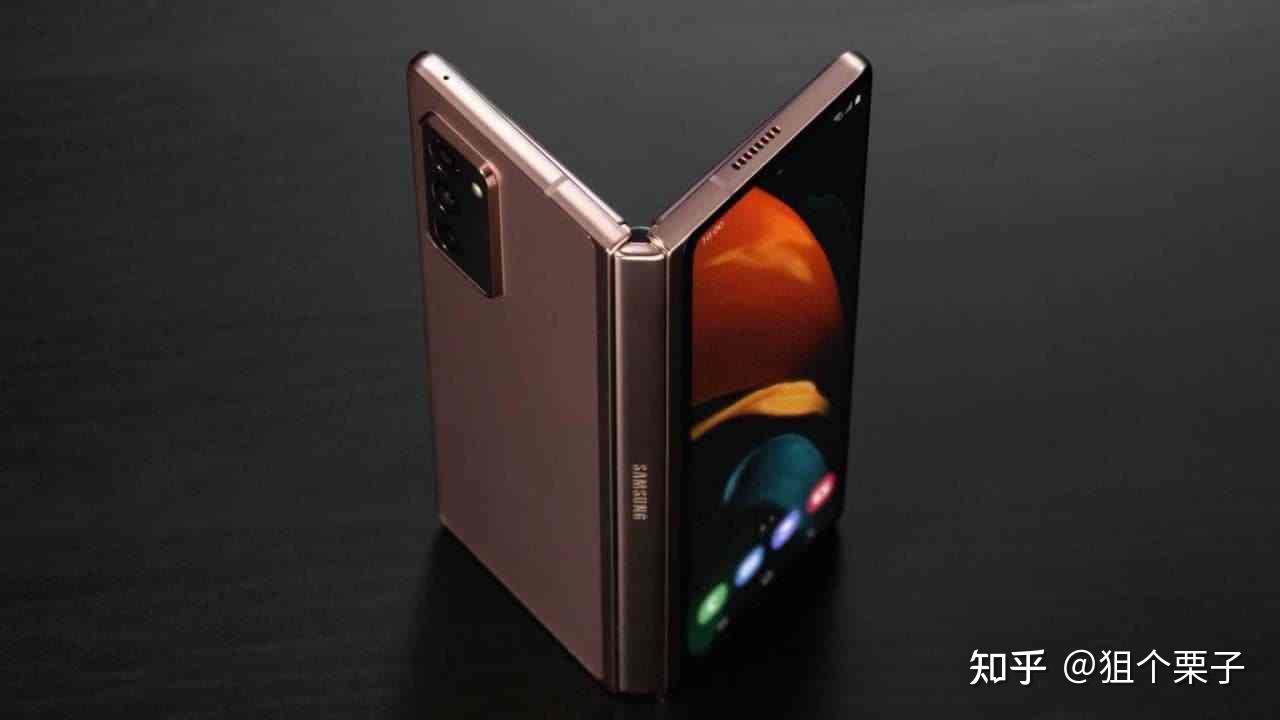 又一款外折叠屏手机曝光骁龙8gen2处理器加持或来自荣耀