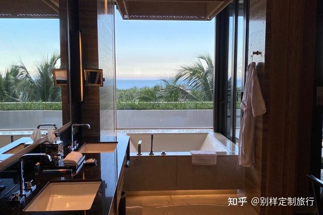 暑假三亚酒店集体绷不住了!1000+住亲子天花板仁恒皇冠+睡君悦海景房+拿下鸟巢森林木屋别墅,这波福利,到底有多香! - 知乎