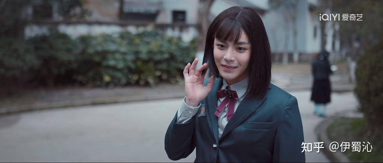 为什么说侯明昊在心宅猎人中男扮女装的名场面很让人心动