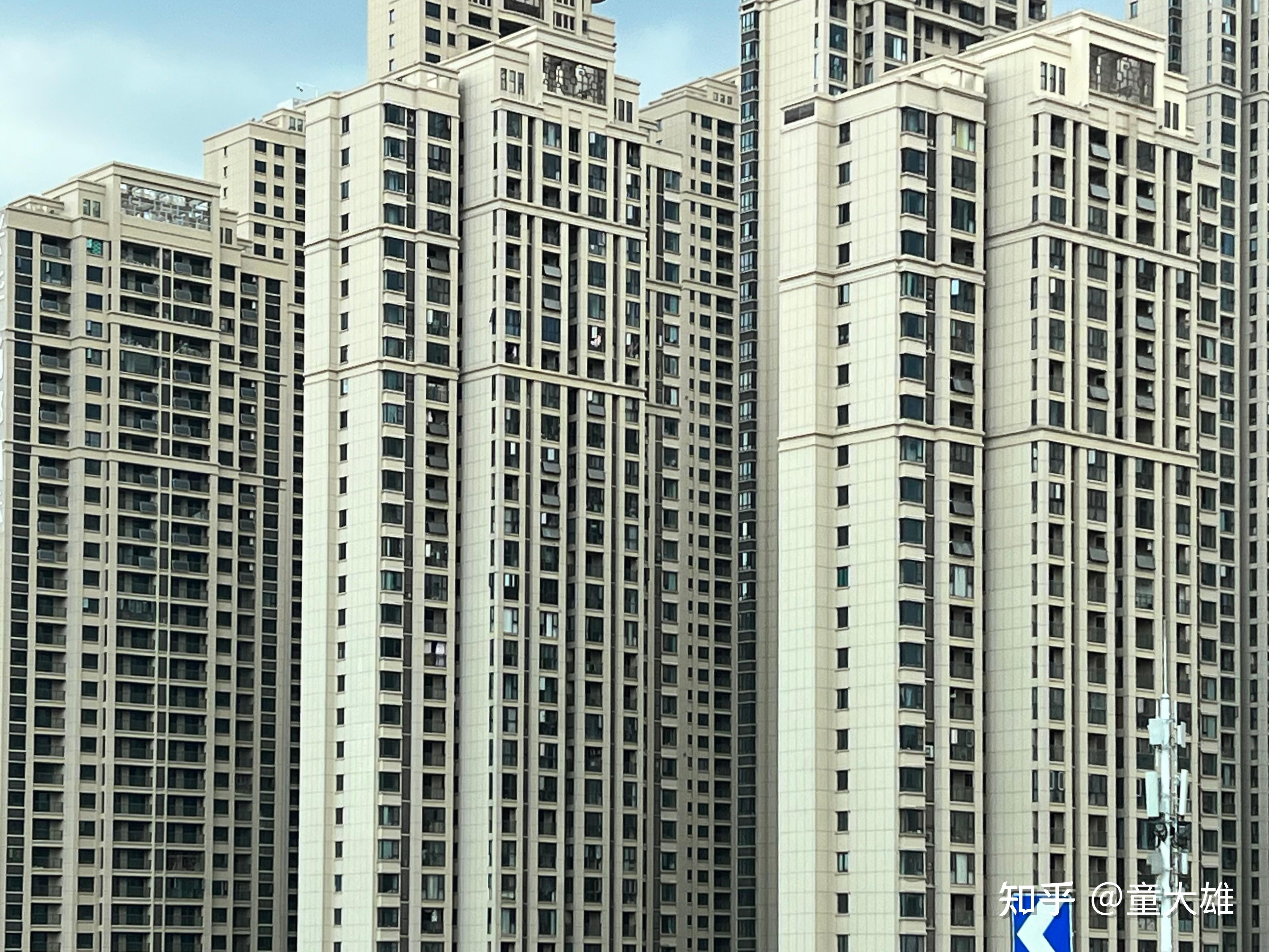 武汉为什么会有这么多四十多层的高层住宅呢