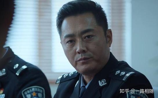 冼主任跟武检察长通过假冒熊检察长的微信,勾搭上了家里有个怪病女儿