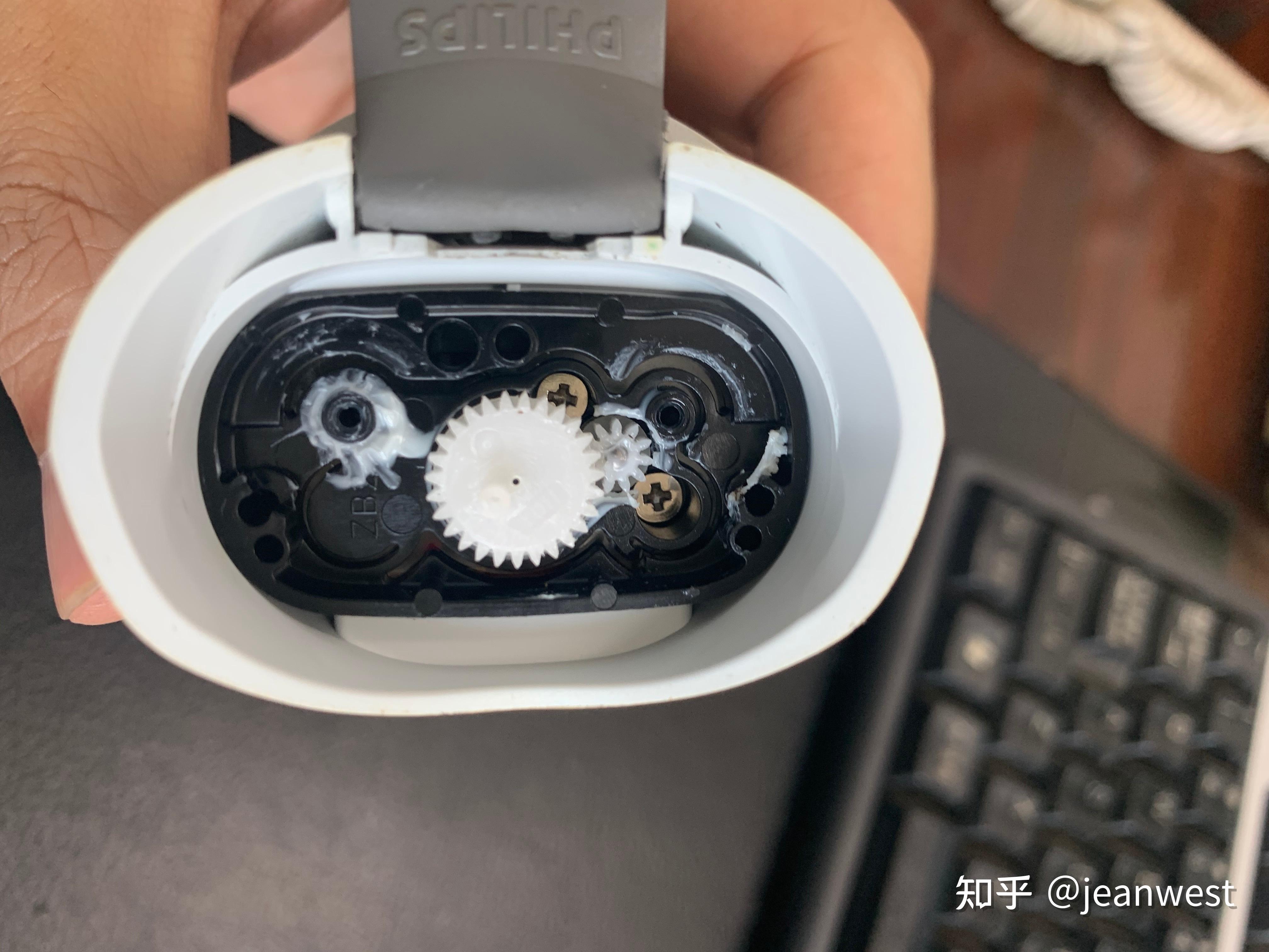 飞利浦hq6070更换充电电池