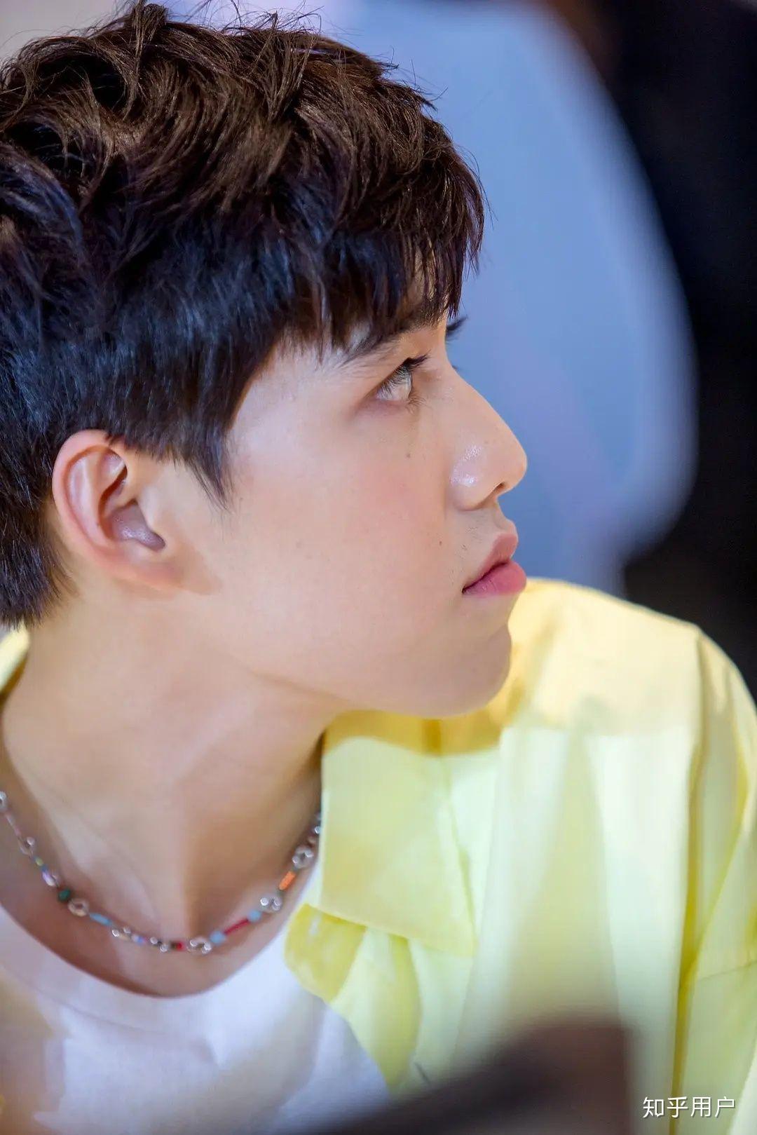 泰剧《以你的心诠释我的爱》里欧儿扮演者pp,现实中是不是同呀,感觉他