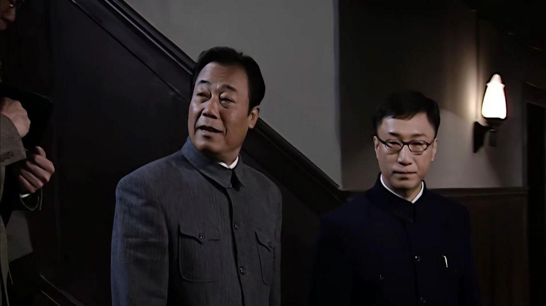 电视剧潜伏里吴站长是不是知道余则成的真实身份