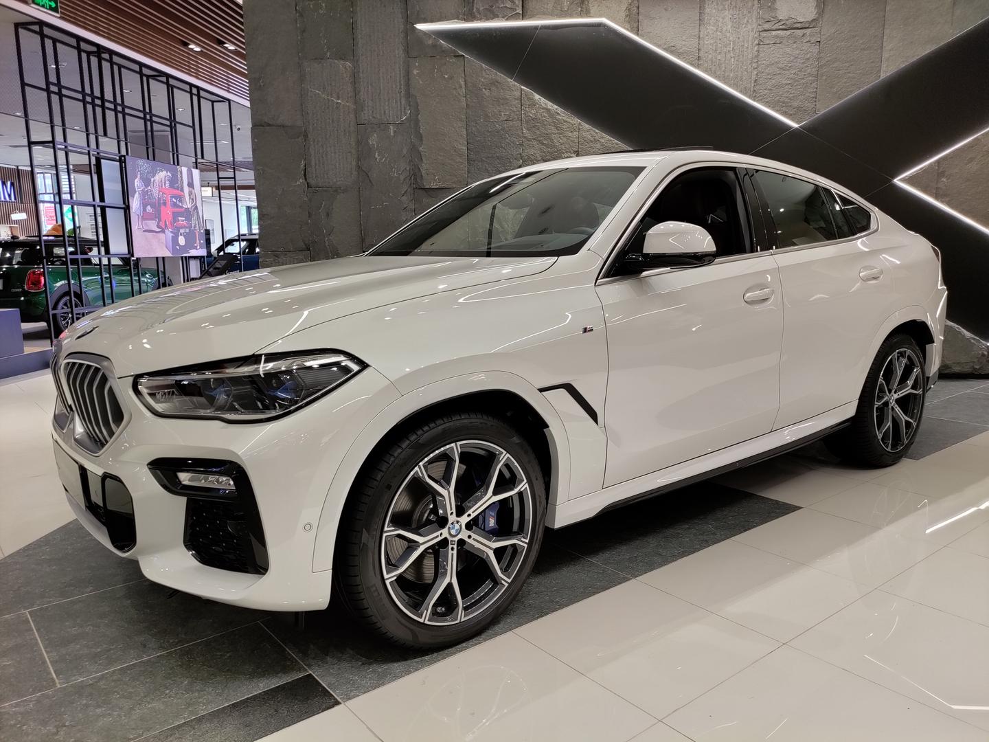 实拍顶配宝马x640i尊享型m运动套装百万级跨界suv个性化十足