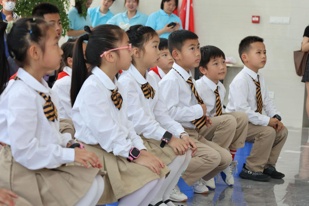 中国航天日丨重光小学走进零壹空间航天教育实践基地