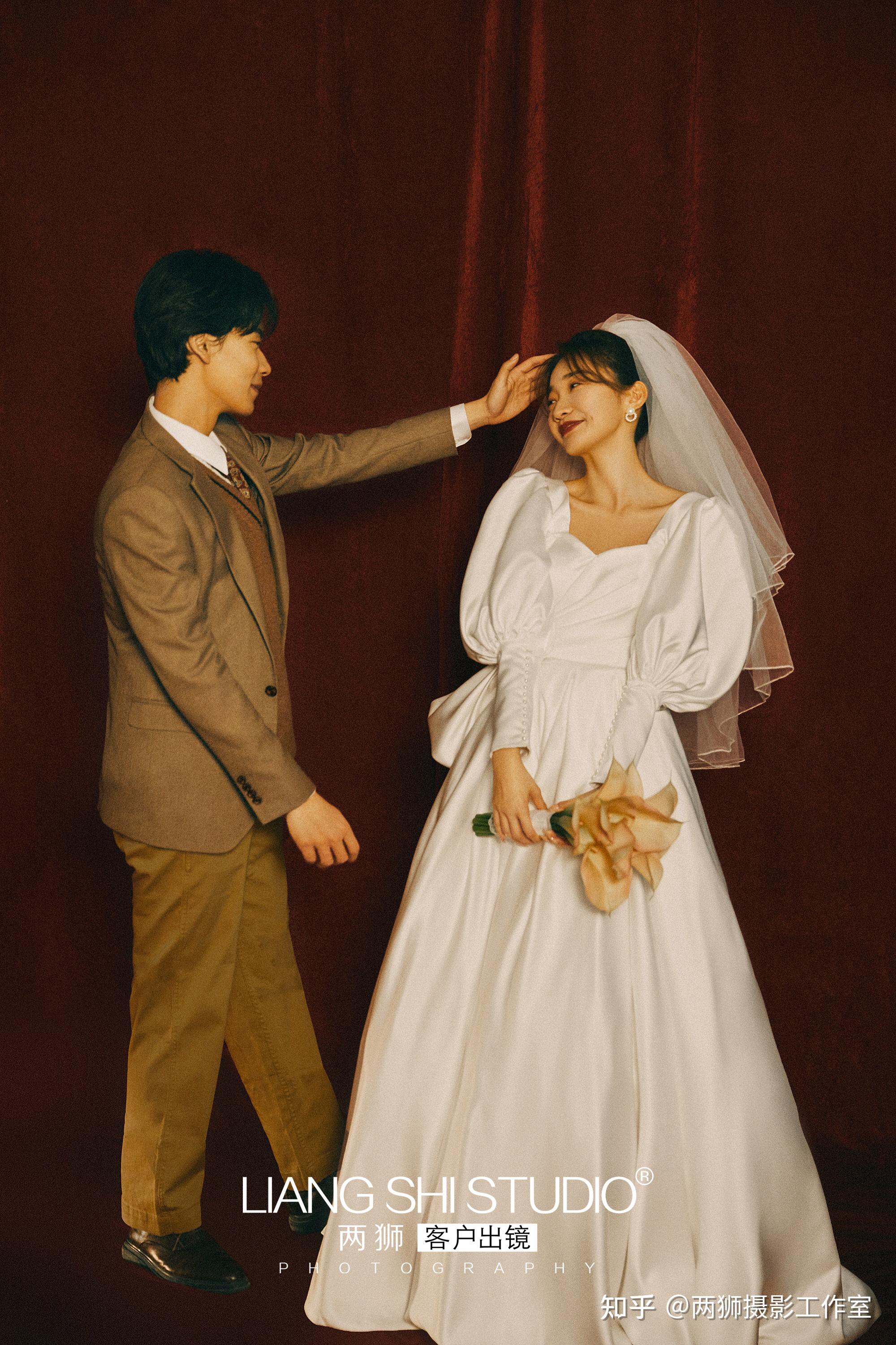 妈妈看完感动哭了的90年代婚纱照69