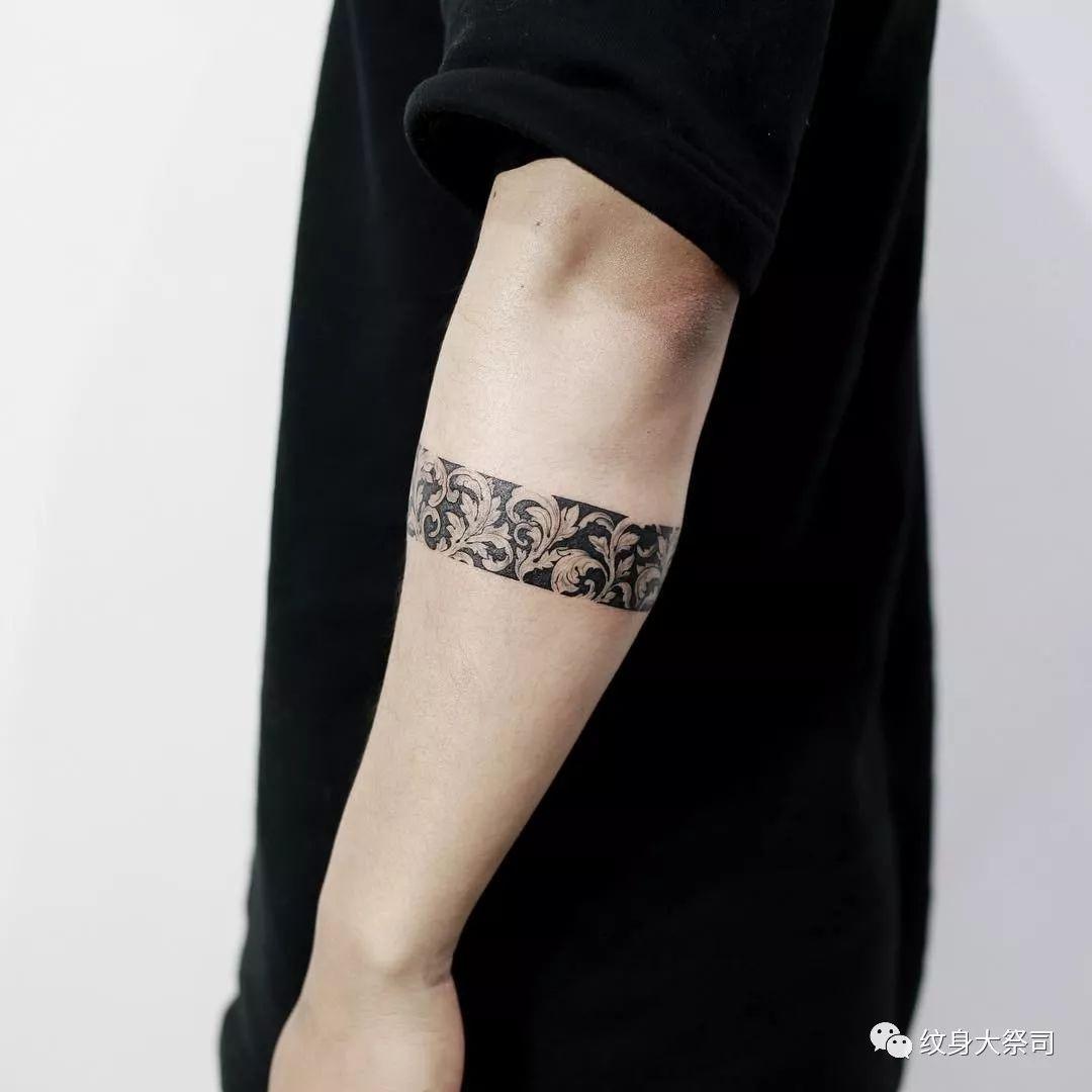 一天让男朋友变型男这50个手臂纹身帮男朋友告别油腻