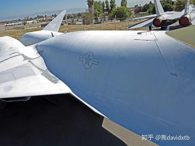 突破中型机陷阱的优秀之作,有传承有突破,评价法德西fcas六代机项目