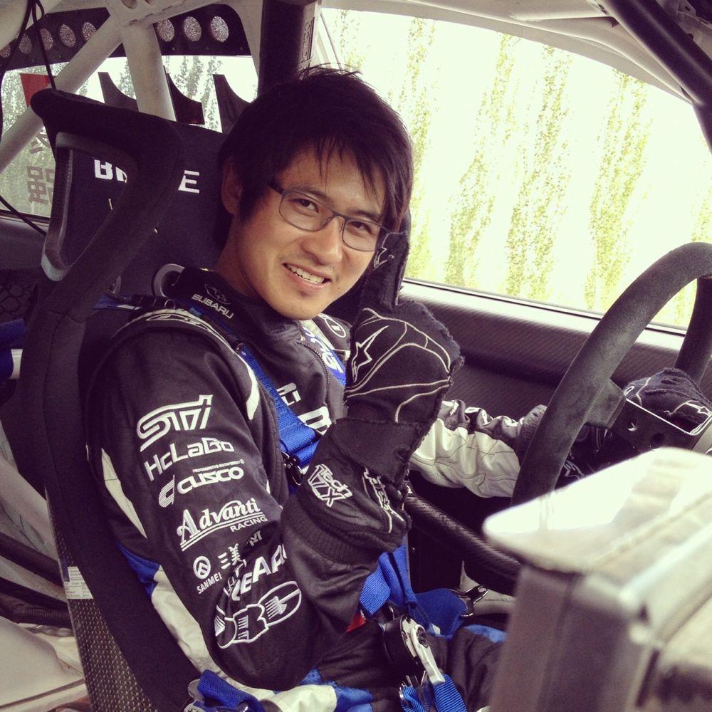 我和韩寒数不尽的春来冬去，你的光彩难掩 知乎