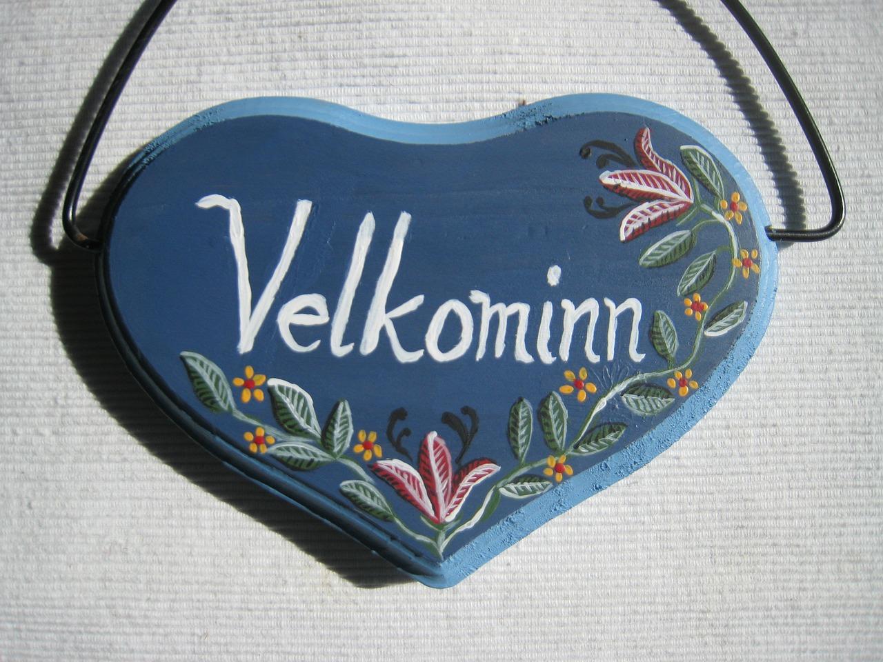 如何安装门板隔断