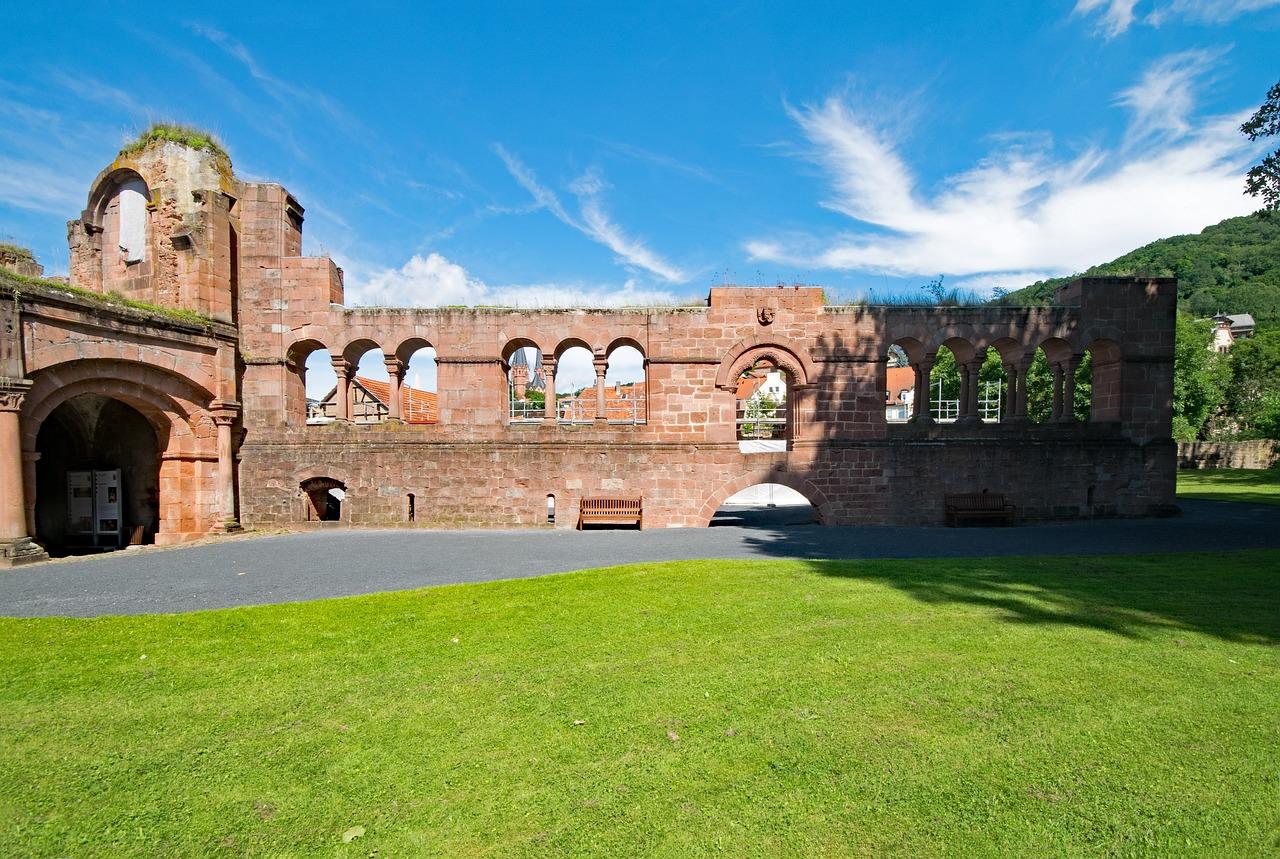 古建门扉材料解析