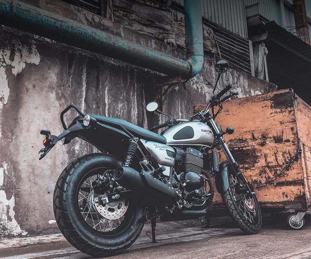 1万左右的摩托车复古 v2-cc9f7aea546ff53d36e1a837b9c12480_r.jpg