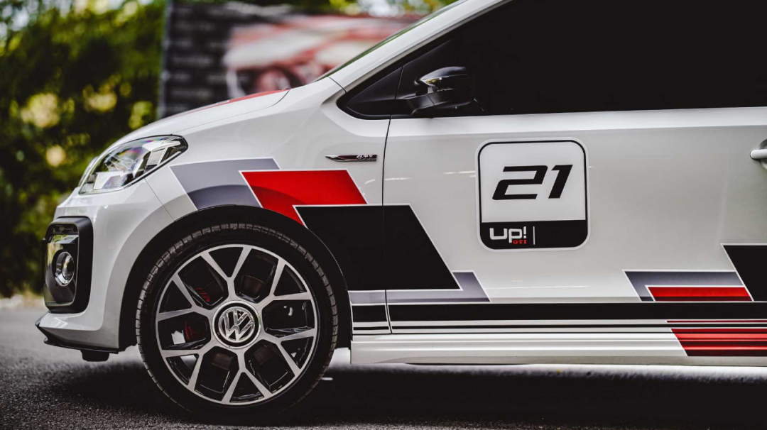 改装一辆大众upgti你有兴趣吗