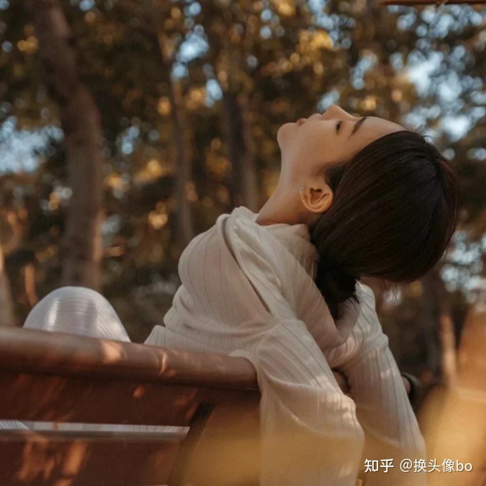 有哪些文艺范的微信头像值得推荐?