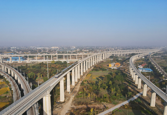 东台高铁今起联调联试东台华影园区到上海时间仅仅50分钟