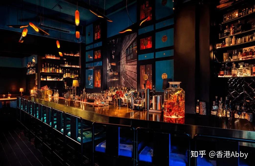 香港酒吧亚洲排名第一这些酒吧极具香港特色