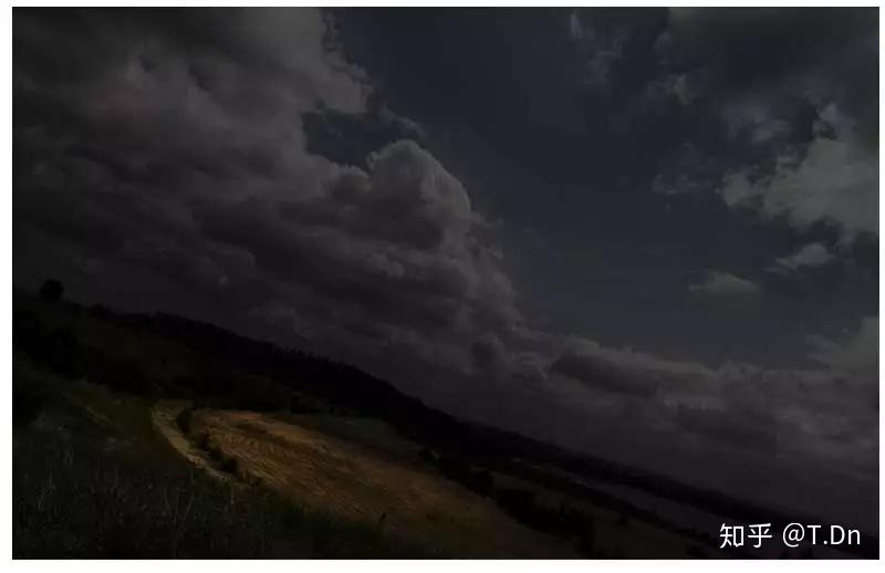 晚上的月光视频 v2-cd8ae1637b0ffe5717cc49867a5c29f0_r.jpg