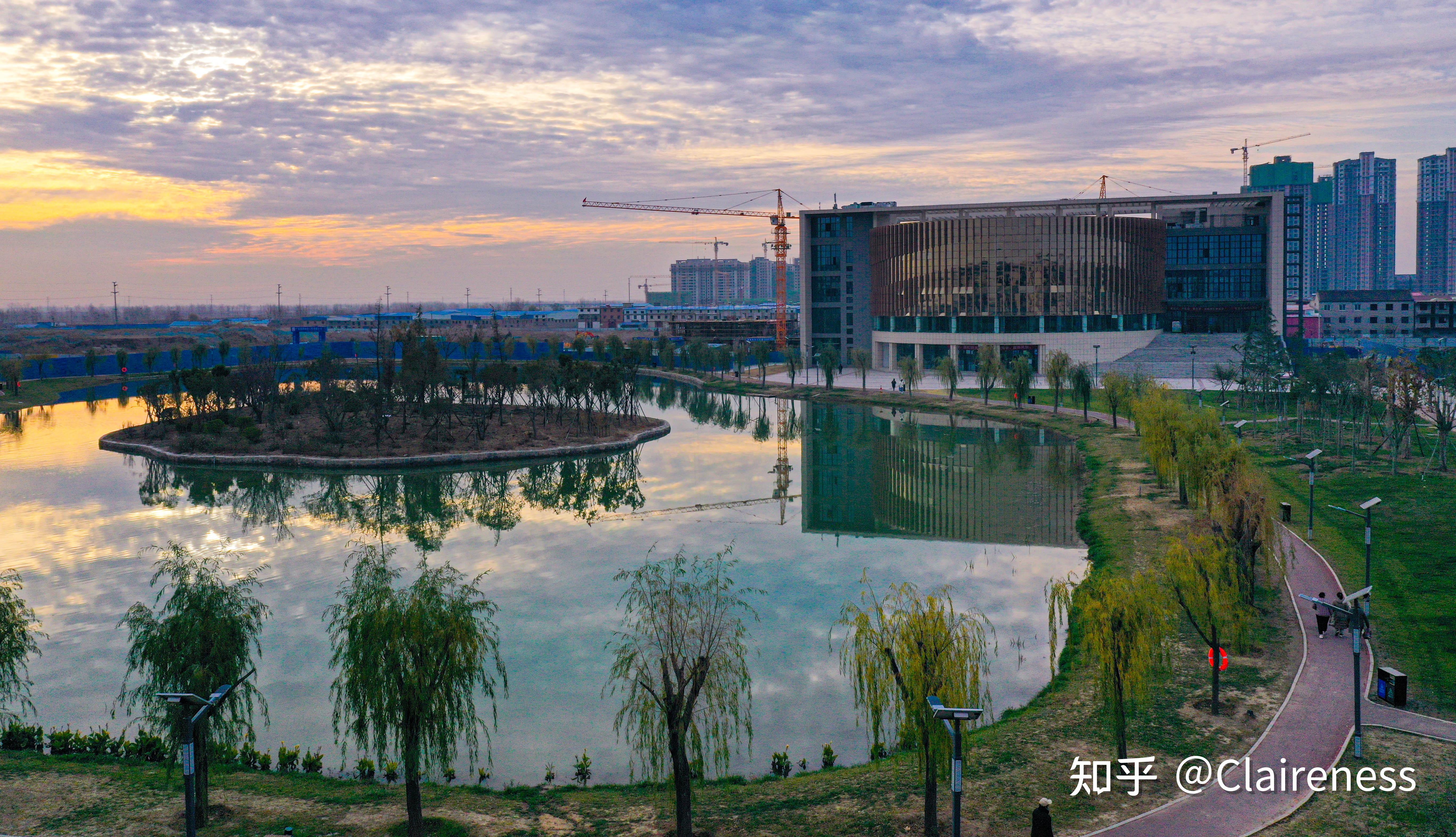 焦作工贸职业学院到底怎么样呀? - 知乎