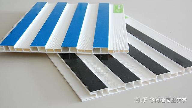 目前常见的吊顶材料种类繁多,对应的用途广泛选材属于专业操作,一般