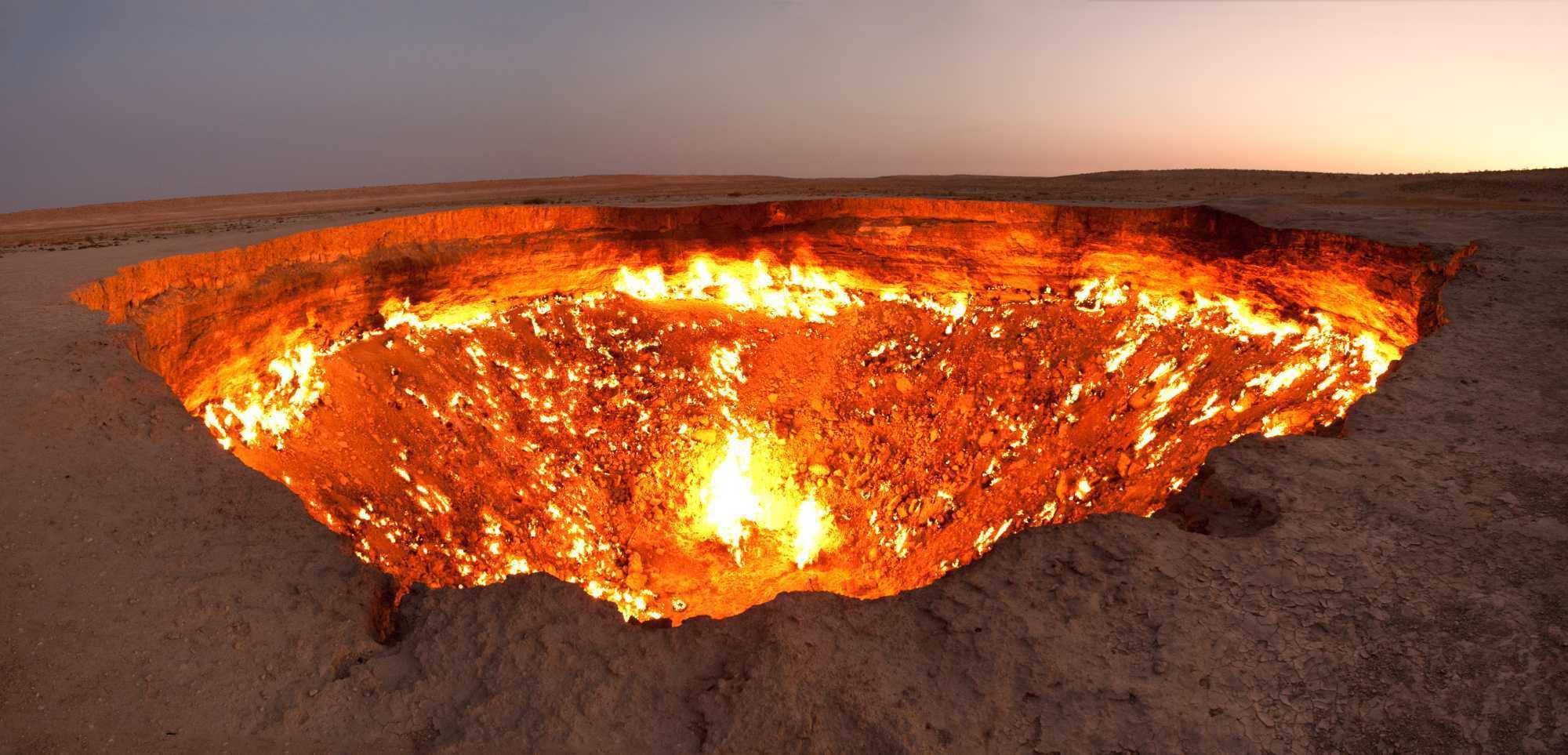 土库曼斯坦“地狱之门”：这就是传说中的火坑，你敢跳吗_天然气
