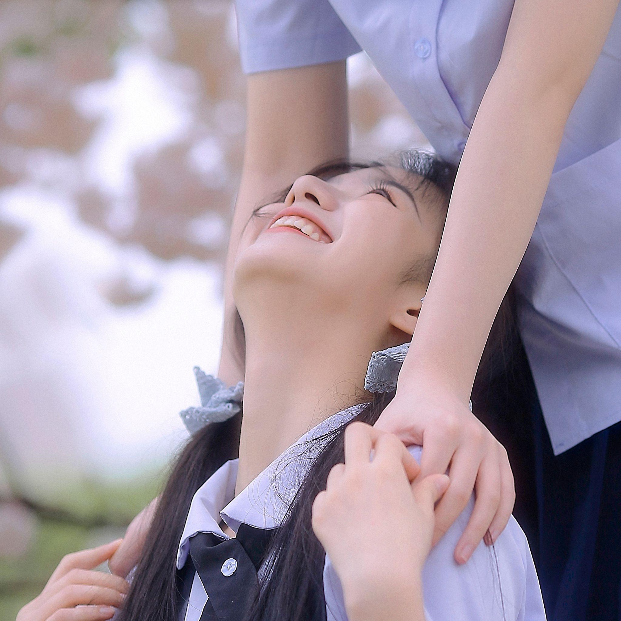 有哪些适合les的情侣头像