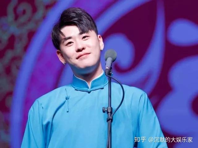 张云雷歌曲战定不退啥意思 v2-cda259712897b027f0ffa722e8a47e0a_r.jpg