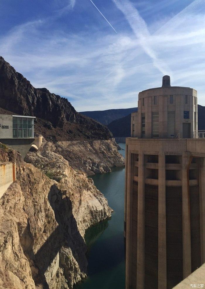 密德湖(mead lake)和胡佛水坝(hoover dam)密德湖(mead lake)和胡佛