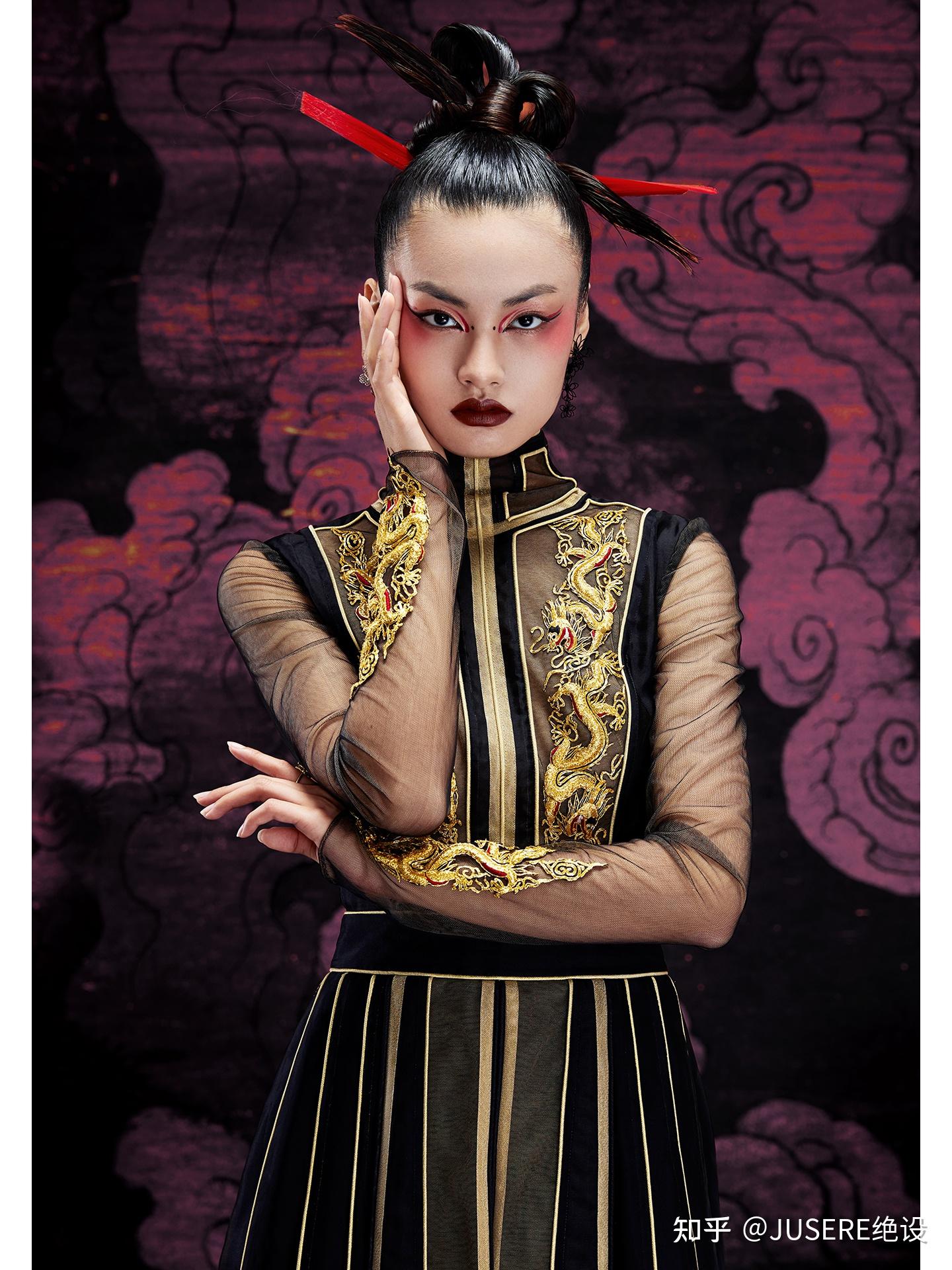 天玺分享中式礼服演绎雅酷国潮新风尚