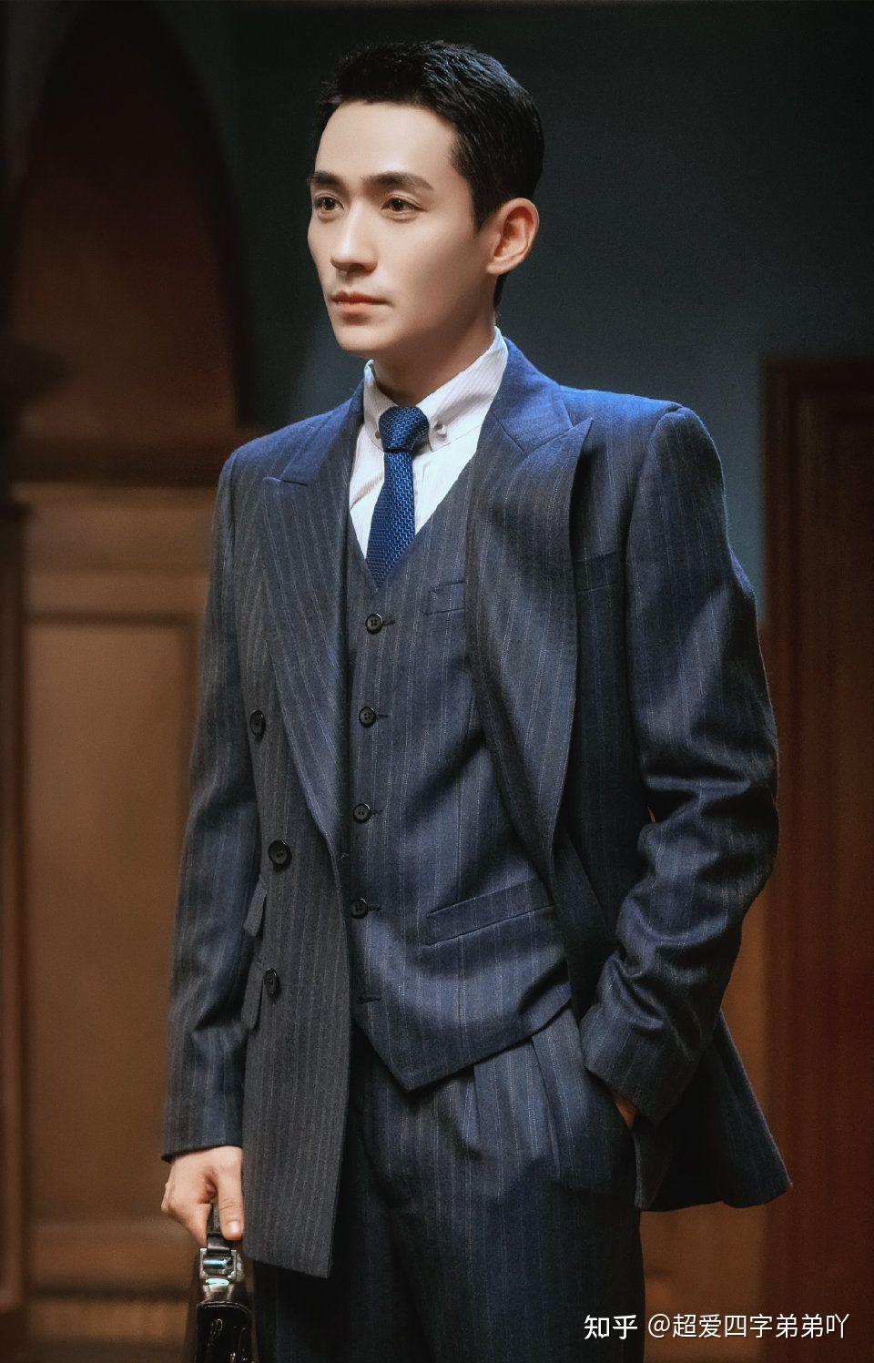 朱一龙今日红毯造型生图释出黑色衣服加大背头造型又酷又帅这是加特林