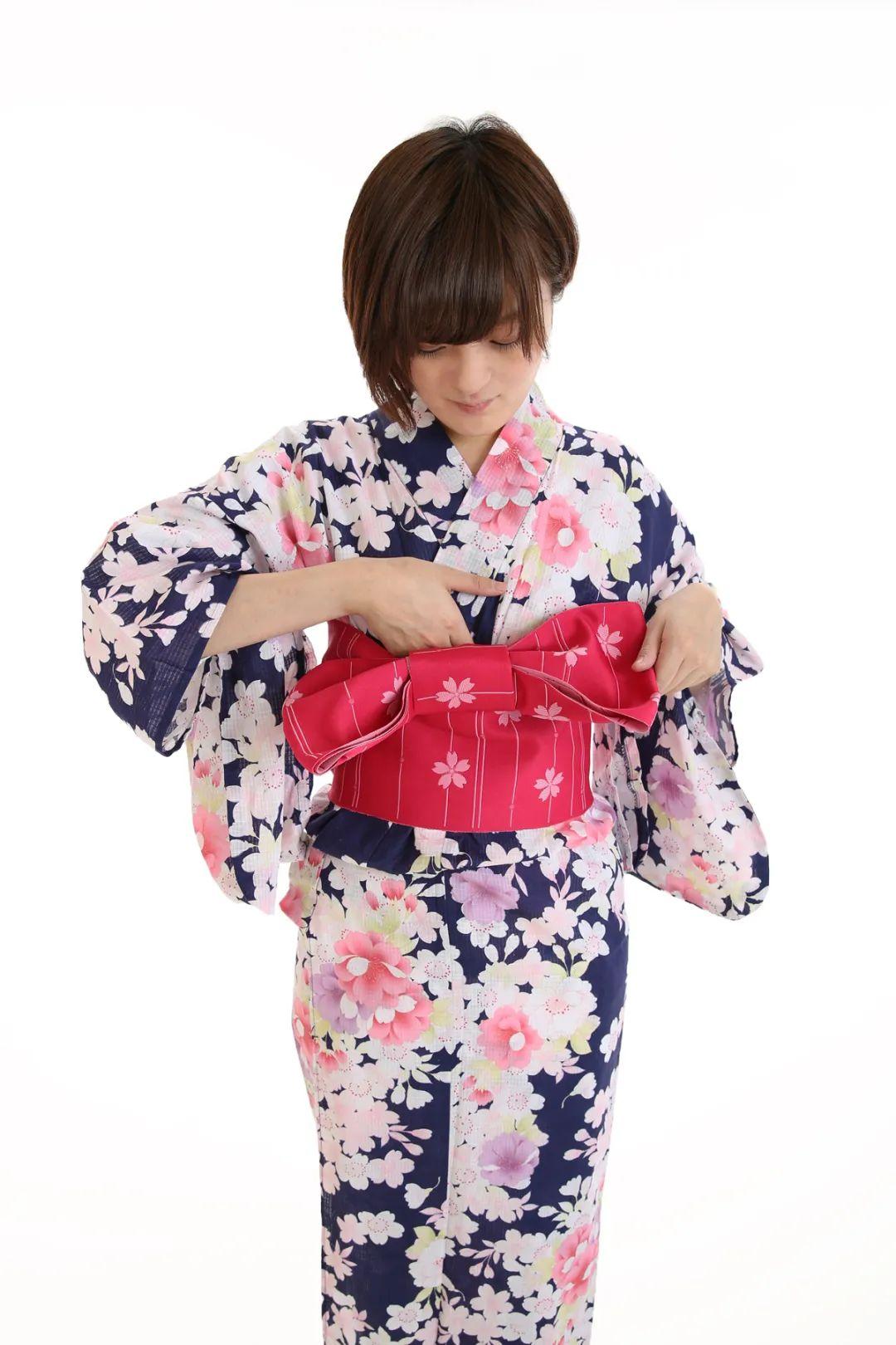 日本浴衣详细穿法