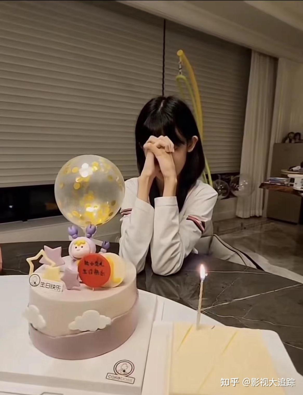 哪儿》的小孩都已长大,14岁的康康已长成帅气型男,16岁的沈佳润也越长