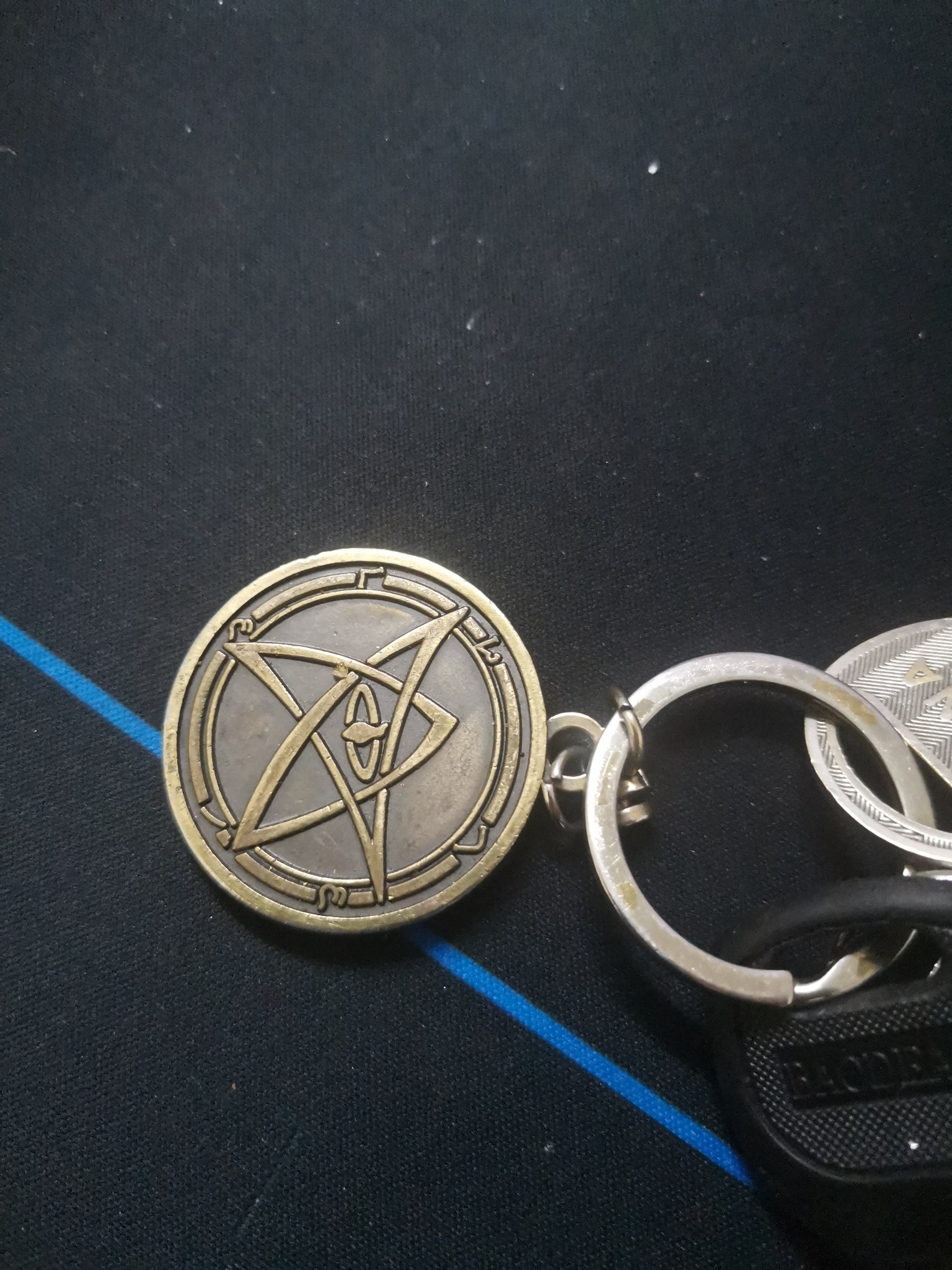 把克苏鲁旧印贴在车上是什么样的效果和感受有没有人被偷偷瞄过