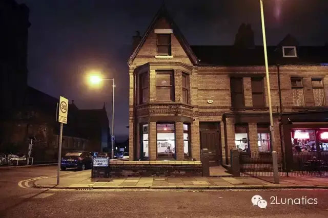 地点1  利物浦·便士巷(penny lane)